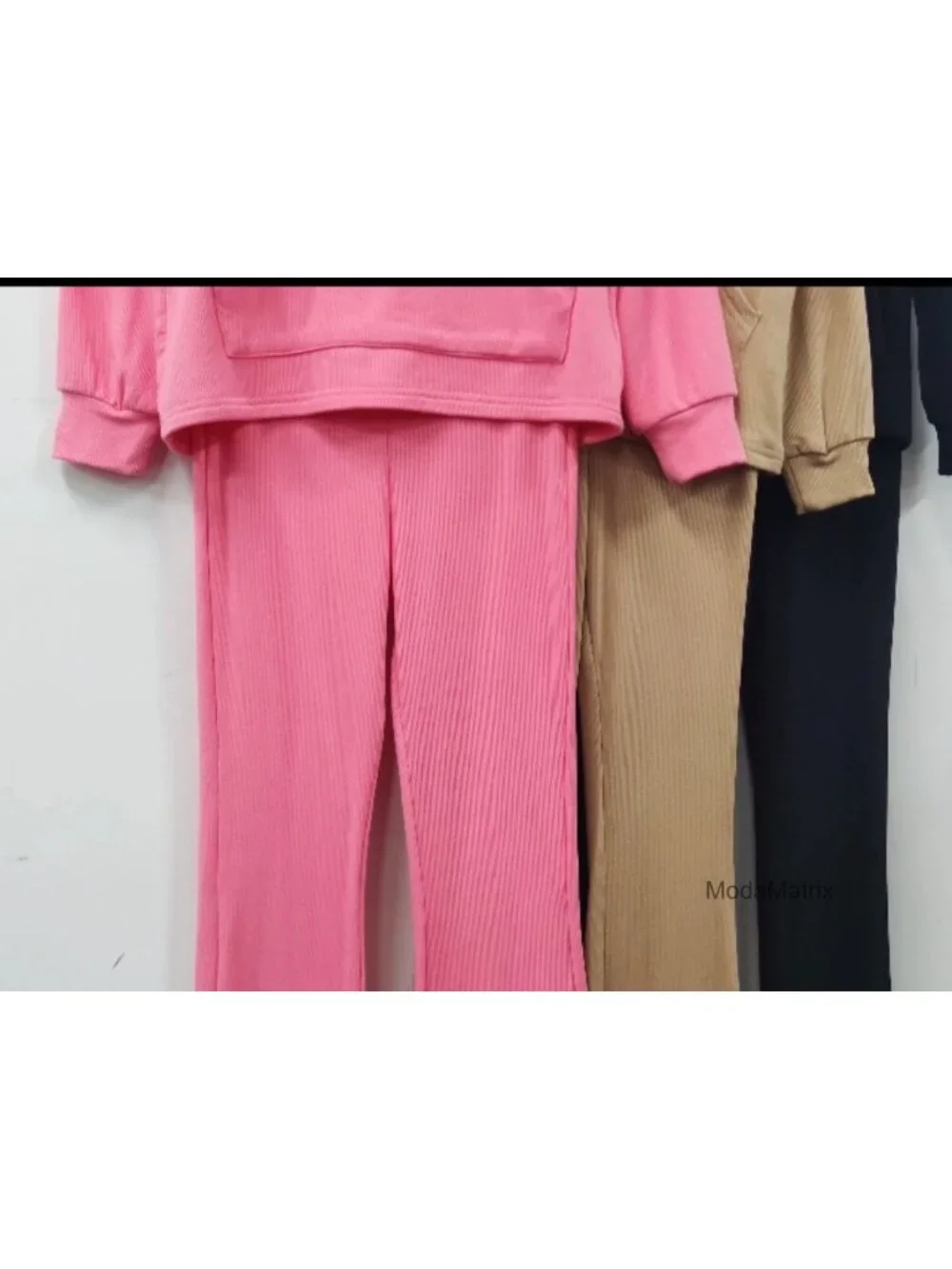N/A girls clothing